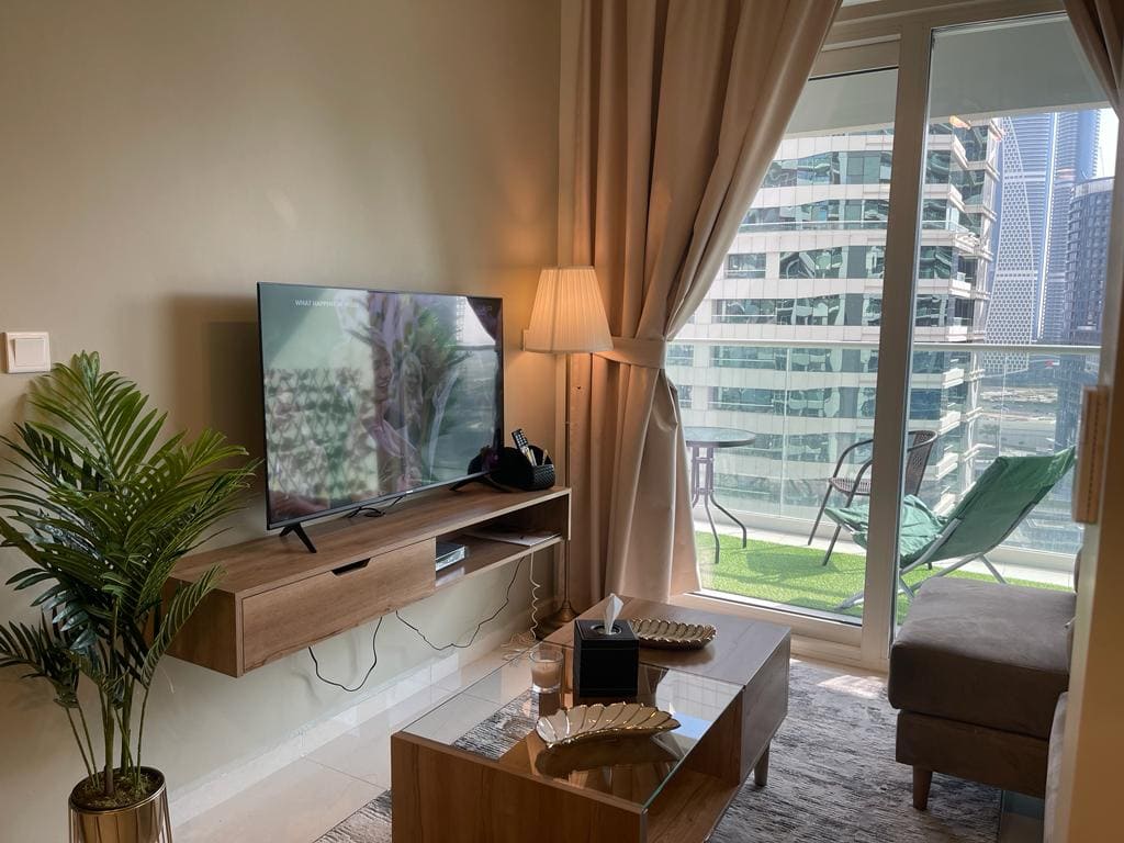 1-Bedroom | FURNISHED | CANAL VIEW